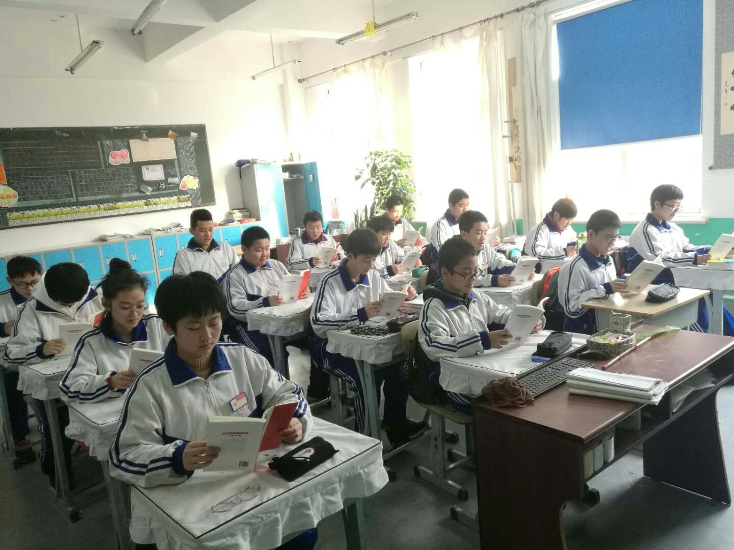 3c6d47cb404ed46fe7cd2fc810caa6a7.jpg